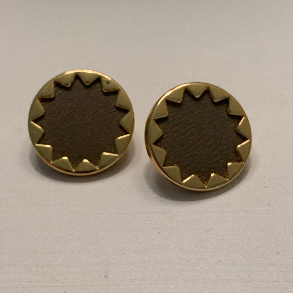 House of Harlow stud earrings